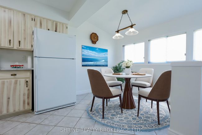853 Queens Ave, House other with 3 bedrooms, 1 bathrooms and 2 parking in London ON | Image 8