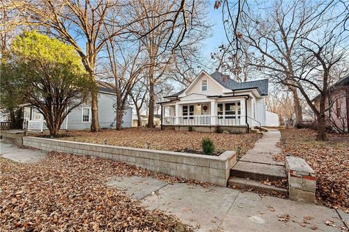 419 Kearney St, Manhattan, KS, 66502-5627 | Card Image