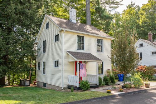 4 Stebbins Brook Ln, Simsbury, CT, 06070-2431 | Card Image