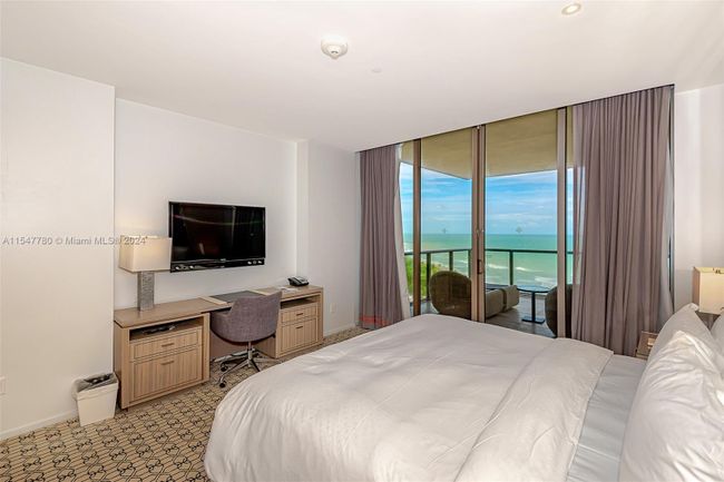 1001 - 9703 Collins Ave, Condo with 2 bedrooms, 2 bathrooms and null parking in Bal Harbour FL | Image 21