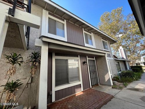 apt-94-540 Spring Rd, Moorpark, CA, 93021-2040 | Card Image