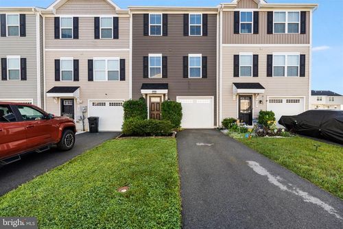 133 Rhea Dr, MARTINSBURG, WV, 25403-1706 | Card Image