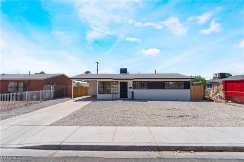 1648 J St, Las Vegas, NV, 89106-2504 | Card Image