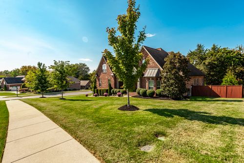 201 Amana Dr, Lebanon, TN, 37087-1435 | Card Image