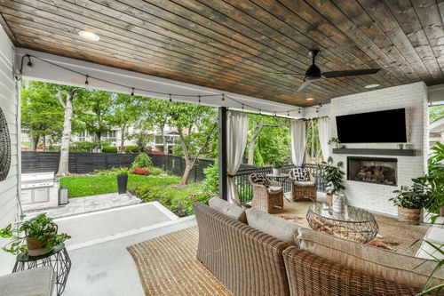 1732 Glen Echo Rd, Nashville, TN, 37215-2910 | Card Image