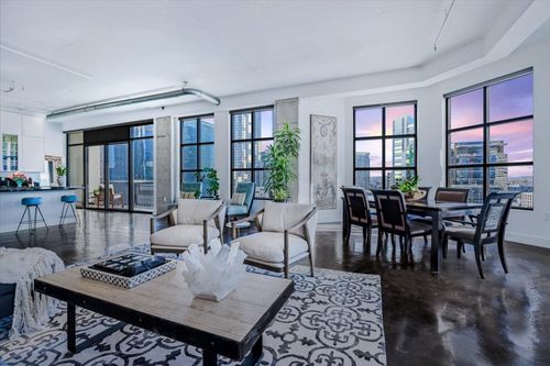 unit-1005-311 W 5th St, Austin, TX, 78701-2837 | Card Image