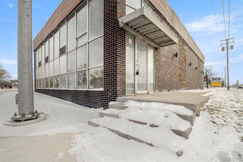 1201 Euclid Ave, Bay City, MI, 48706-6204 | Card Image