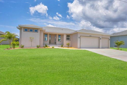 8343 Olsen St, PORT CHARLOTTE, FL, 33981-3997 | Card Image