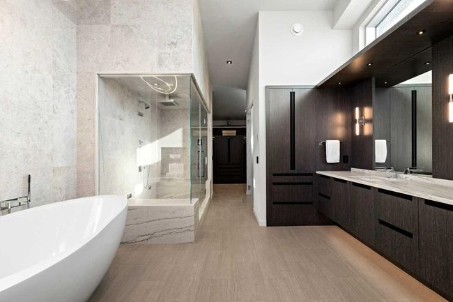 25 Posthill Drive Sw, House other with 4 bedrooms, 4 bathrooms and 8 parking in Calgary AB | Image 26