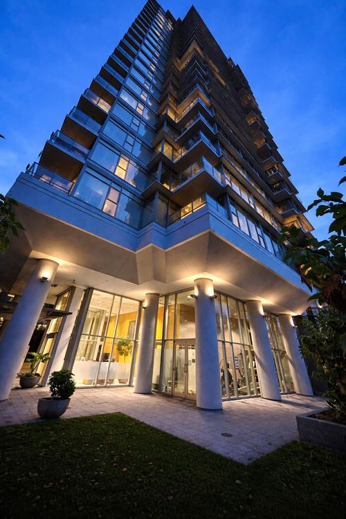 1204-1710 Bayshore Dr, Vancouver, BC, V6G3G4 | Card Image
