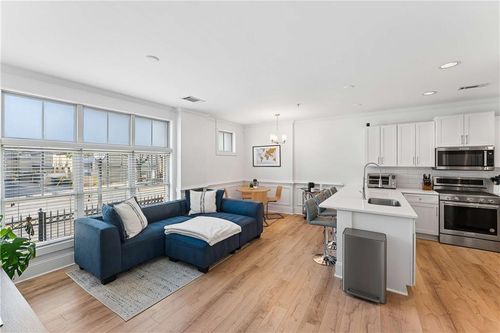 107-625 Piedmont Ave Ne, Atlanta, GA, 30308-6202 | Card Image