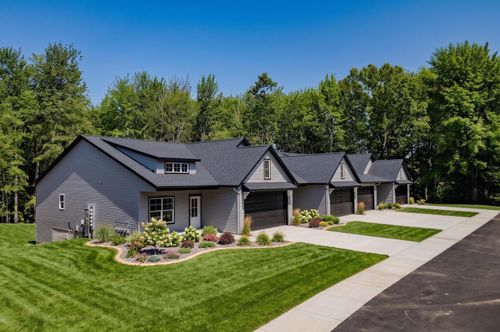 17426 Ridge Ave, Spring Lake, MI, 49456 | Card Image