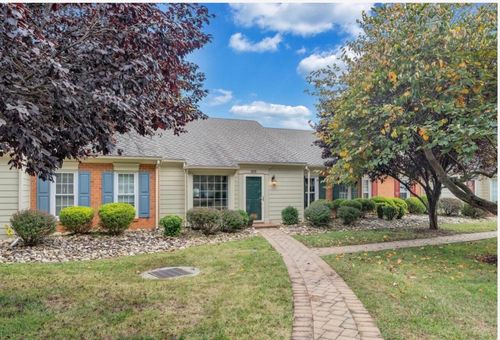 855 Stonegate Ct, Salem, VA, 24153-2636 | Card Image