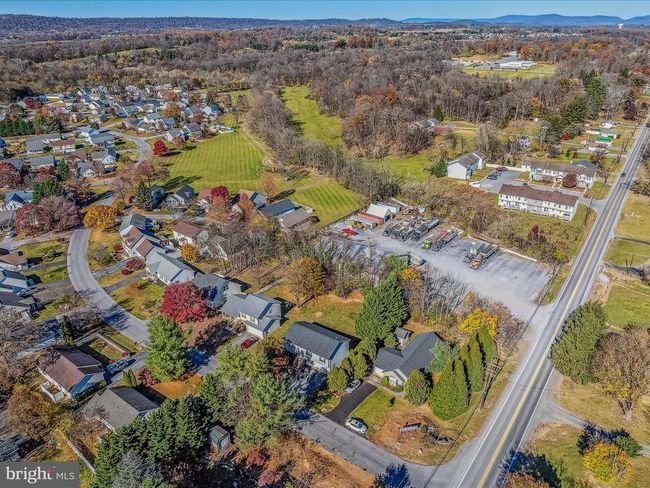 102 Artisan Way, House other with 3 bedrooms, 3 bathrooms and null parking in MARTINSBURG WV | Image 51