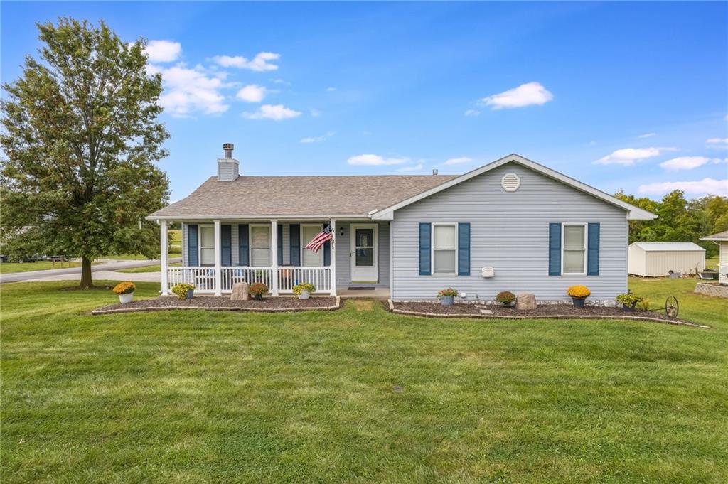 Elm St, Lathrop, MO 64465