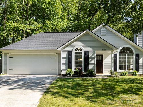 7731 Ivy Hollow Dr, Charlotte, NC, 28227-2401 | Card Image