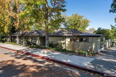 4 - 1201 Running Springs Road, Condo with 2 bedrooms, 1 bathrooms and 1 parking in Walnut Creek CA | Image 2