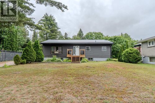 144 Collins Dr, North Bay, ON, P1B8G3 | Card Image