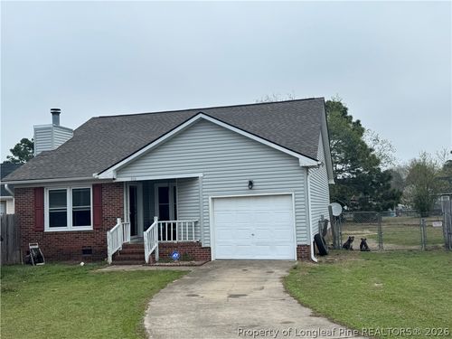 806 Brownsboro Pl, Hope Mills, NC, 28348-1690 | Card Image