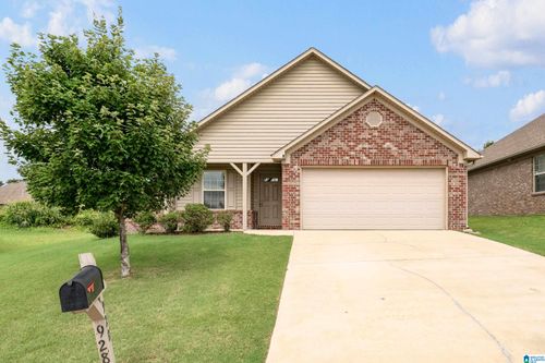 928 Alise Cir, FULTONDALE, AL, 35068-1172 | Card Image