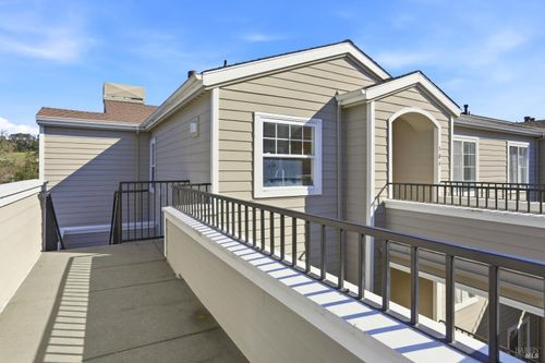 apt-304-852 Diablo Ave, Novato, CA, 94947-5316 | Card Image