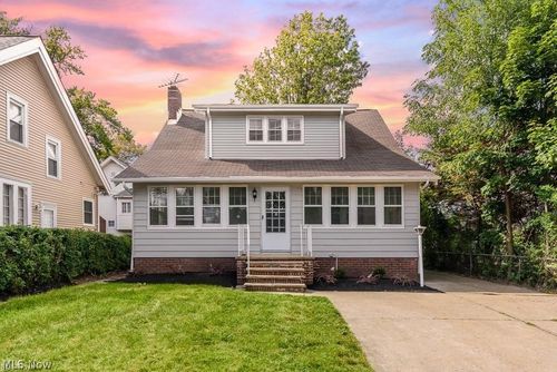18119 Lake Shore Blvd, Cleveland, OH, 44119-1209 | Card Image