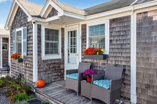 unit-3-642 Shore Road, North Truro, MA, 02652 | Card Image