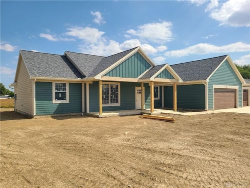 3 Harvest Dr, Arcanum, OH, 45304-8207 | Card Image