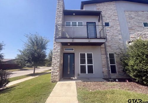 5713A Charles Merle Dr, Austin, TX, 78747 | Card Image