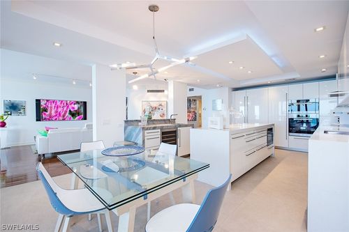 apt-1602-8473 Bay Colony Dr, NAPLES, FL, 34108-0723 | Card Image