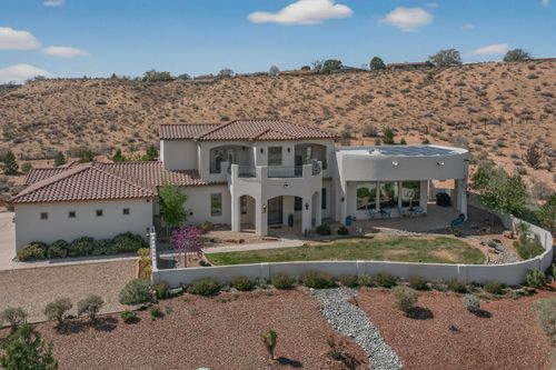 192 Camino Rayo Del Sol, Corrales, NM, 87048-6805 | Card Image