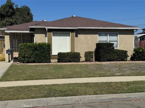5837 E Gossamer St, Long Beach, CA, 90808-2715 | Card Image