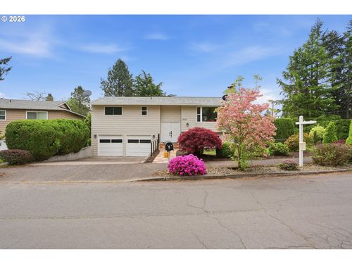 15904 Se Harrison St, Portland, OR, 97233-3677 | Card Image