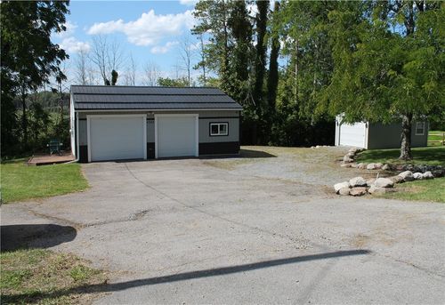 4343 Williamson Rd, Marion, NY, 14505-9305 | Card Image