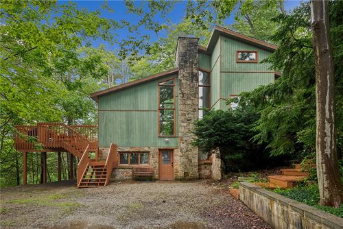 114 Imperial Dr, Somerset, PA, 15501 | Card Image