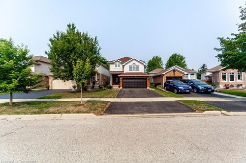 579 Windjammer Way, Waterloo, ON, N2K3Z6 | Card Image