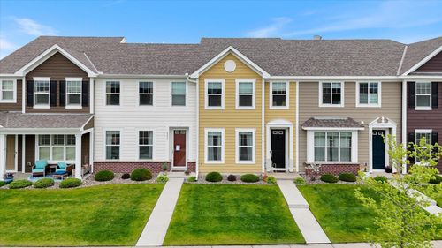 8286 Jonquil Ln N, Maple Grove, MN, 55369-3339 | Card Image
