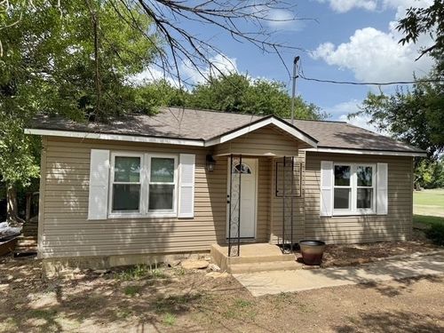 1921 Mckamie Rd, Mcgregor, TX, 76657-3531 | Card Image
