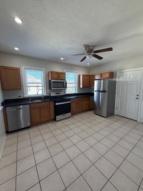 apt-3-8 Sheafe St, Chestnut Hill, MA, 02467-2192 | Card Image