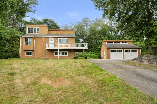 7 Tamarack Dr, Clinton, CT, 06413-1521 | Card Image