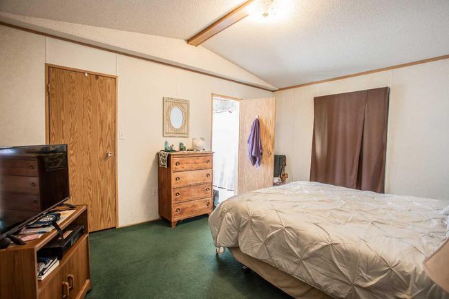 11008 103 Street, House other with 3 bedrooms, 2 bathrooms and 2 parking in High Level AB | Image 15