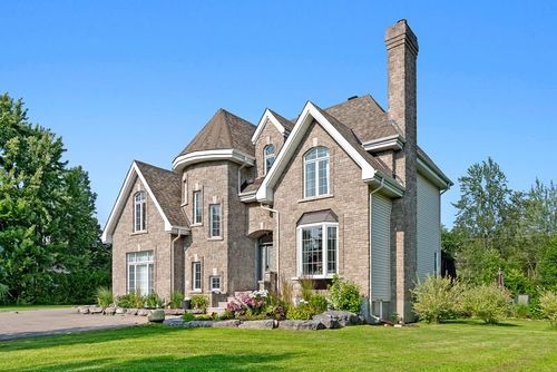 {{alt}} | Card Image