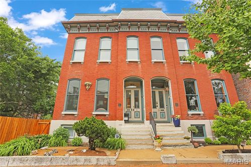 1919 Hickory St, Saint Louis, MO, 63104-2931 | Card Image