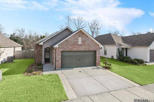 168 Lake Breeze Dr, Baton Rouge, LA, 70820-5339 | Card Image
