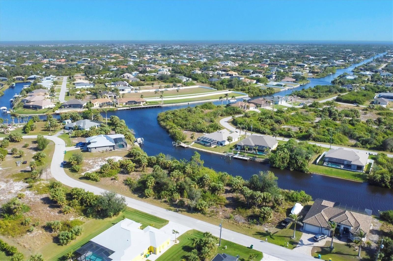 Land in PORT CHARLOTTE
