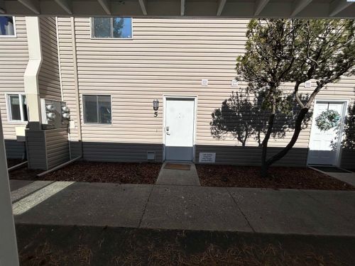 a-5-2005 Ne Terre View Dr, Pullman, WA, 99163-4558 | Card Image