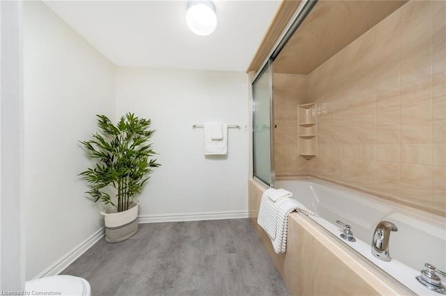 212 - 2030 Cleaver Ave, House attached with 2 bedrooms, 1 bathrooms and 1 parking in Burlington ON | Image 14