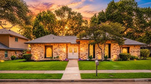 1005 Nottingham Dr, Carrollton, TX, 75007-4818 | Card Image