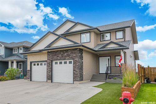 429 Redwood Cres, Warman, SK, S0K4S2 | Card Image