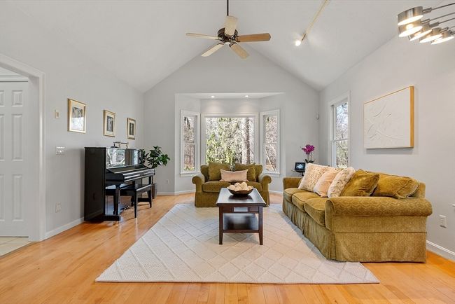 124 Nonset Path, House other with 4 bedrooms, 4 bathrooms and 6 parking in Acton MA | Image 6